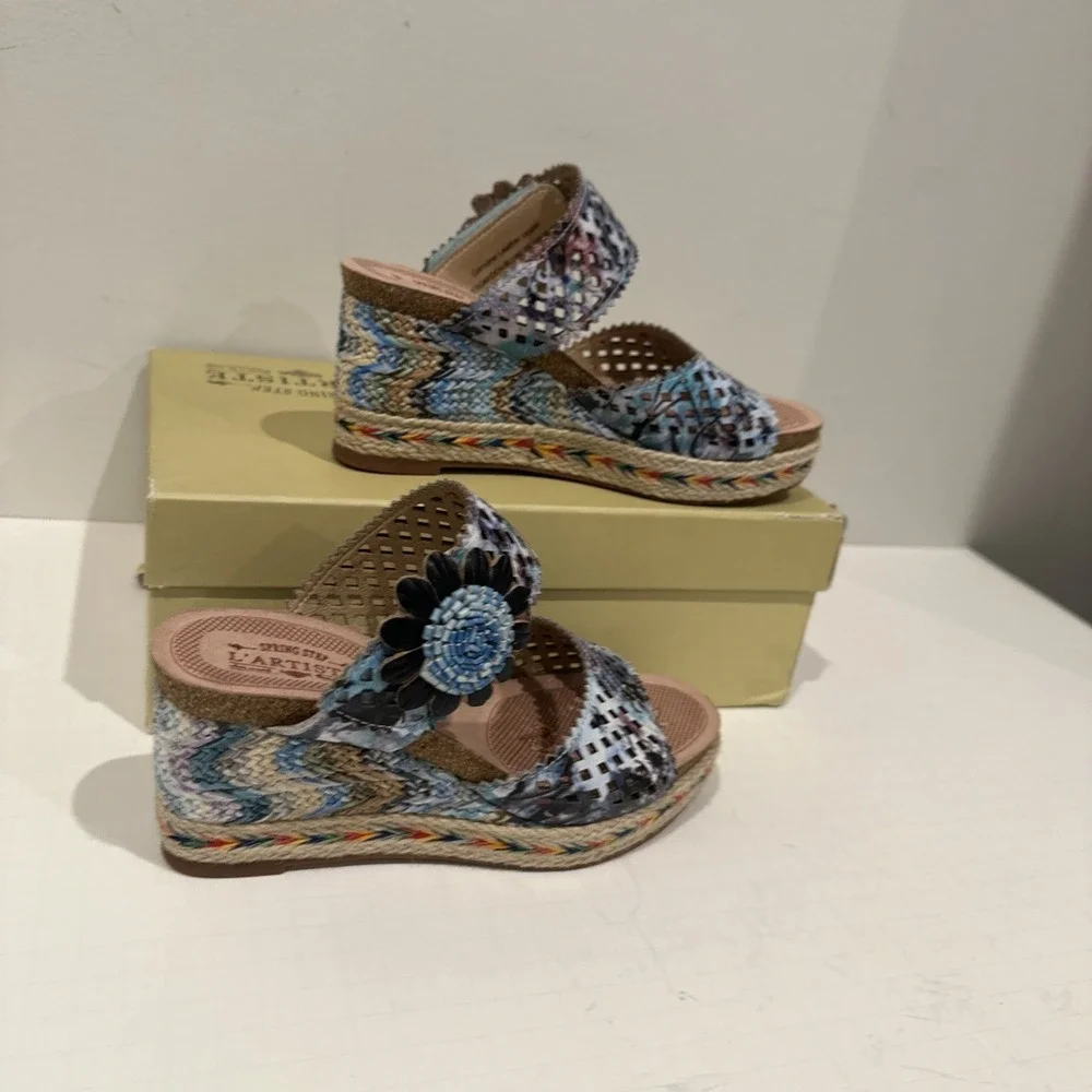 L'Artiste by Spring Step Size 35/ US 5 Evesgarden Floral Corky Wedge Sandal Blue